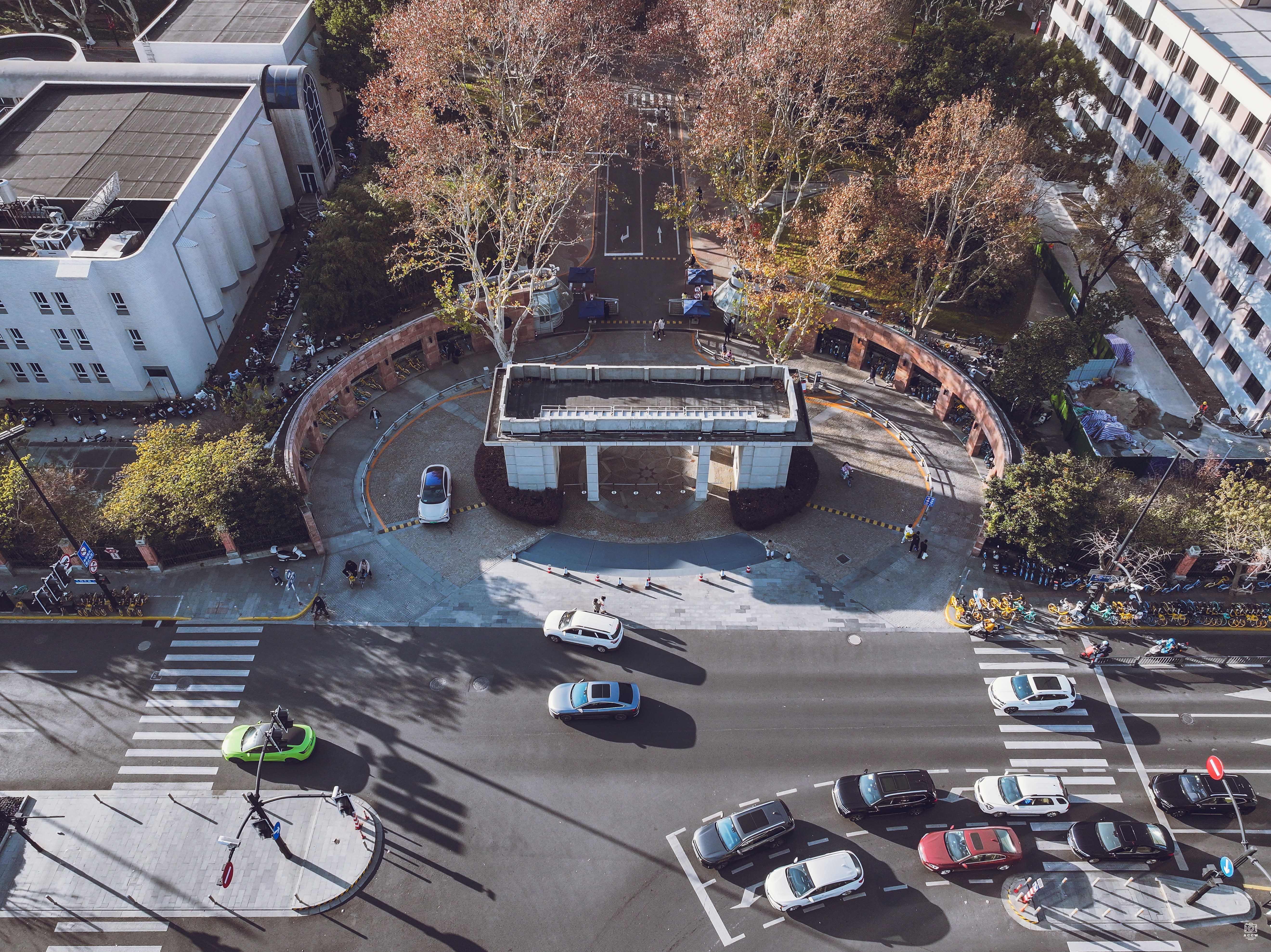 同济大学建筑群-校门 图片6