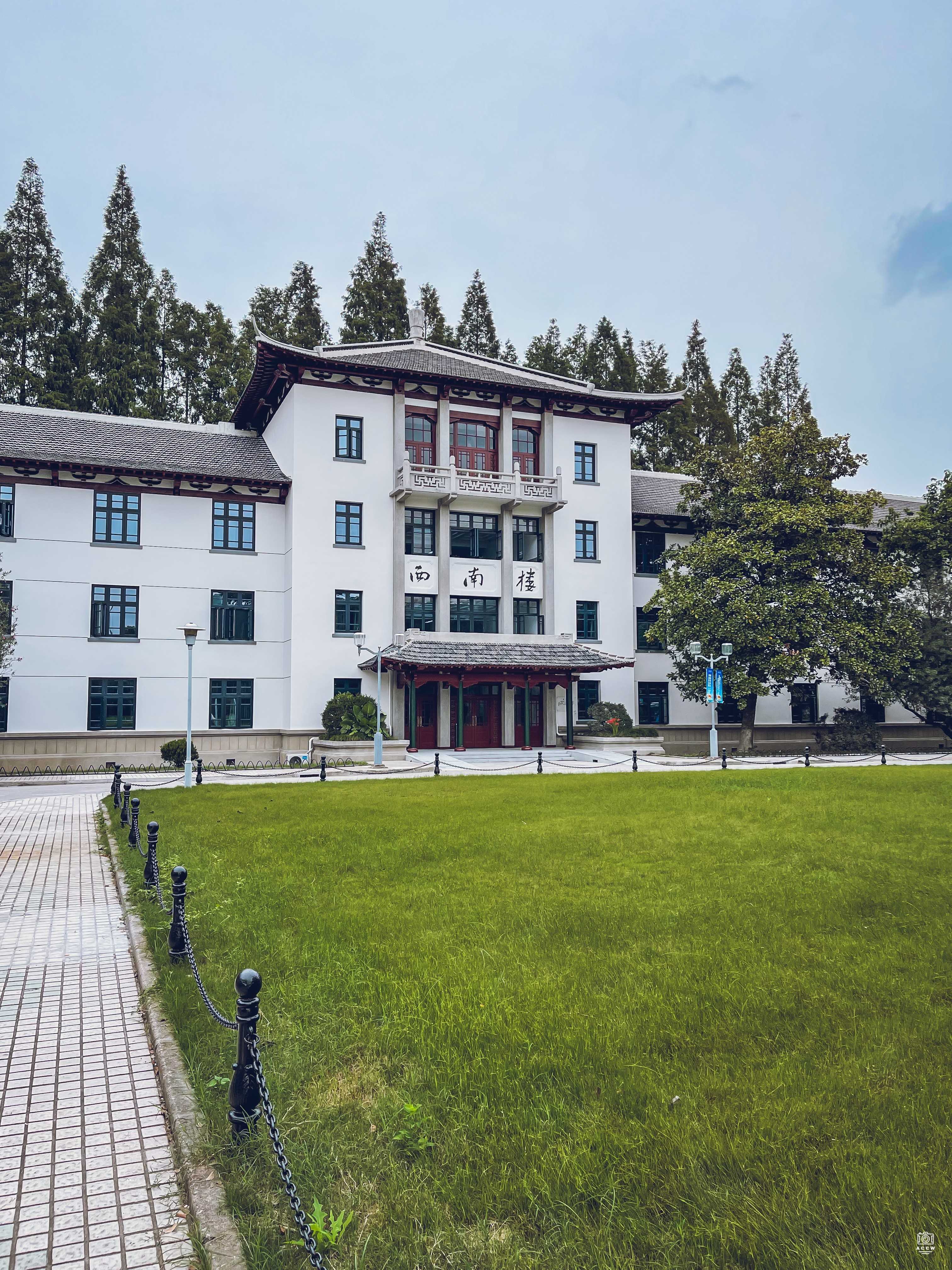 同济大学建筑群-西南一楼 图片4