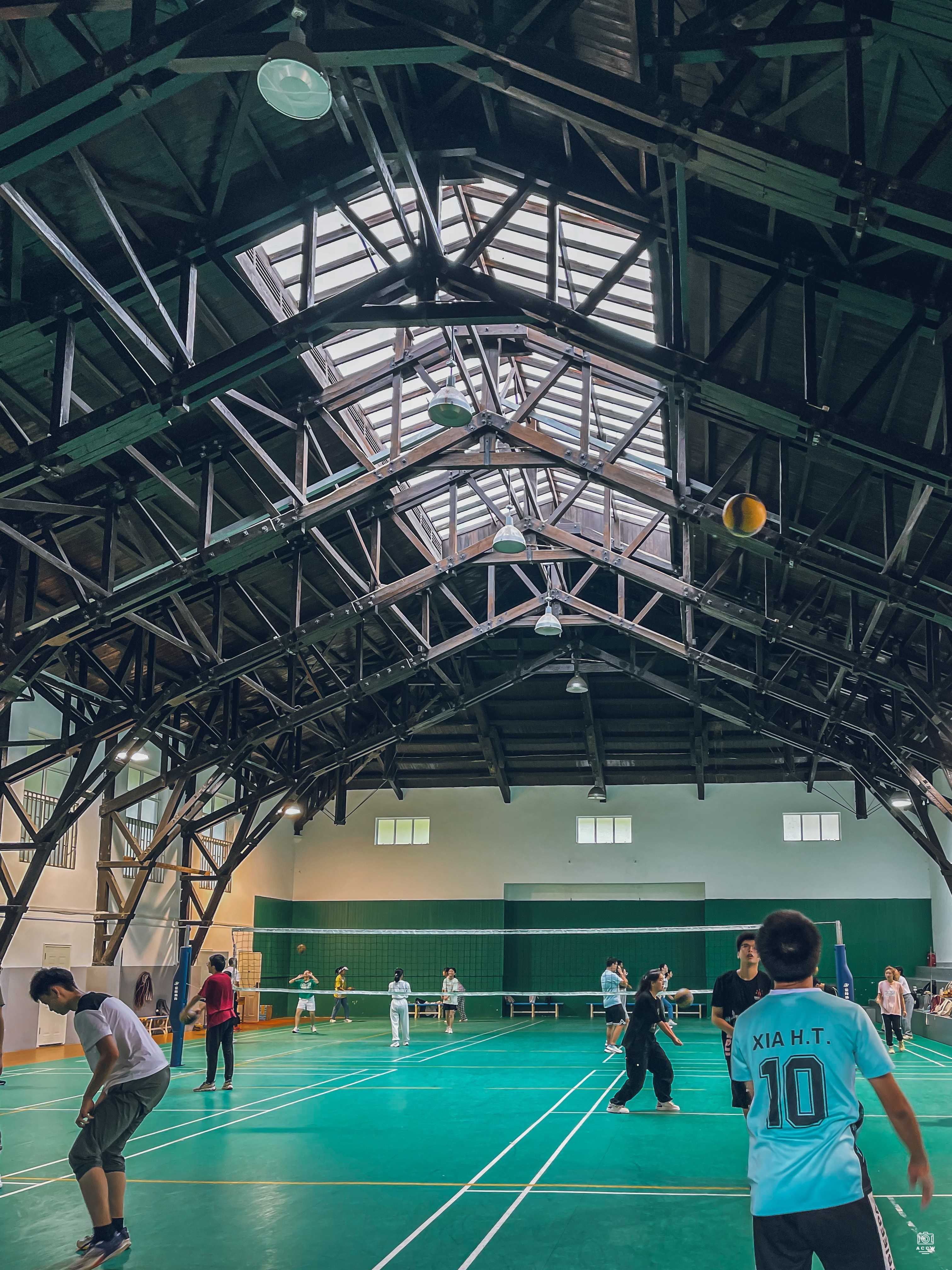 同济大学建筑群-羽毛球馆 图片4