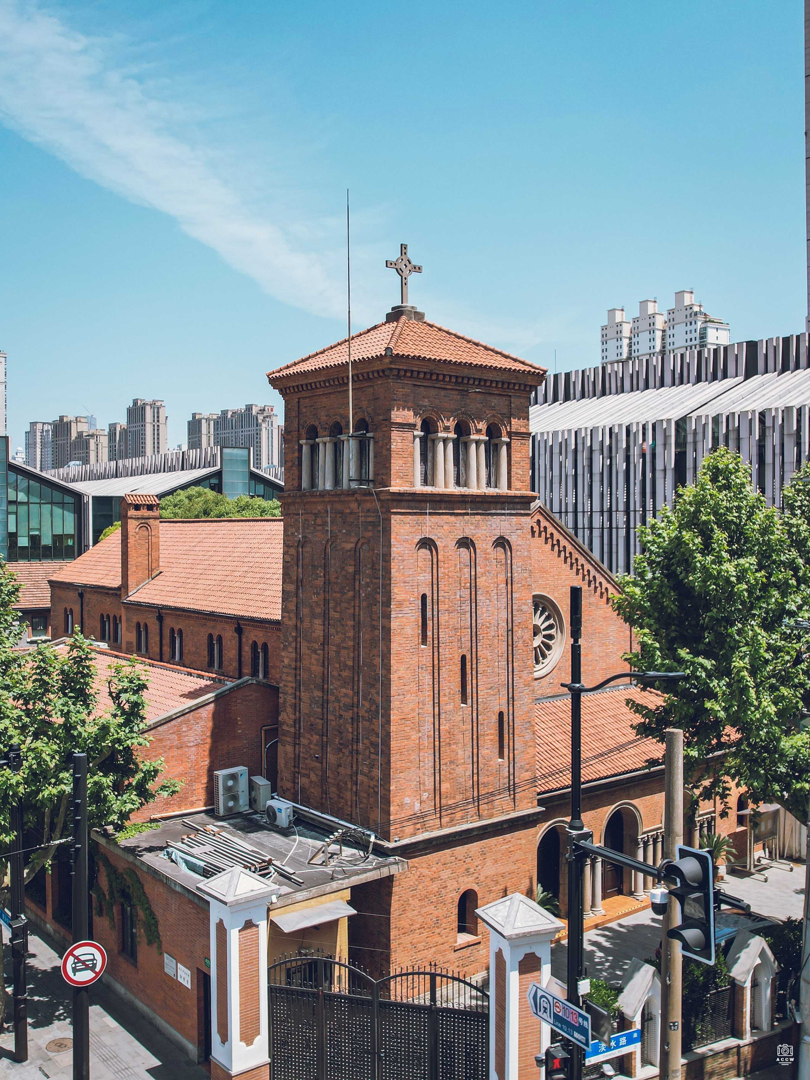 诸圣堂 - 历史老房子封面图