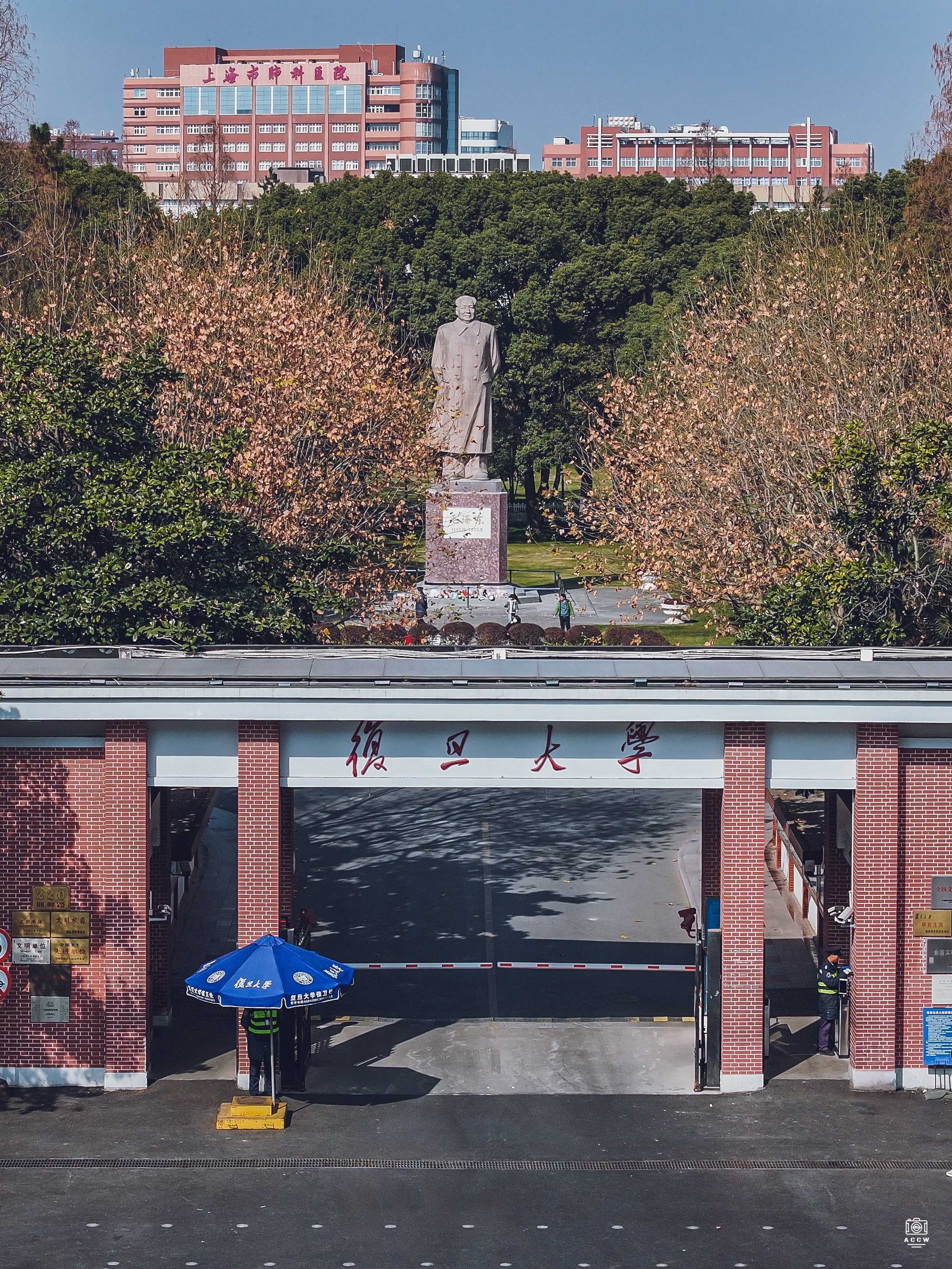 复旦大学历史建筑群-校门 - 历史老房子封面图