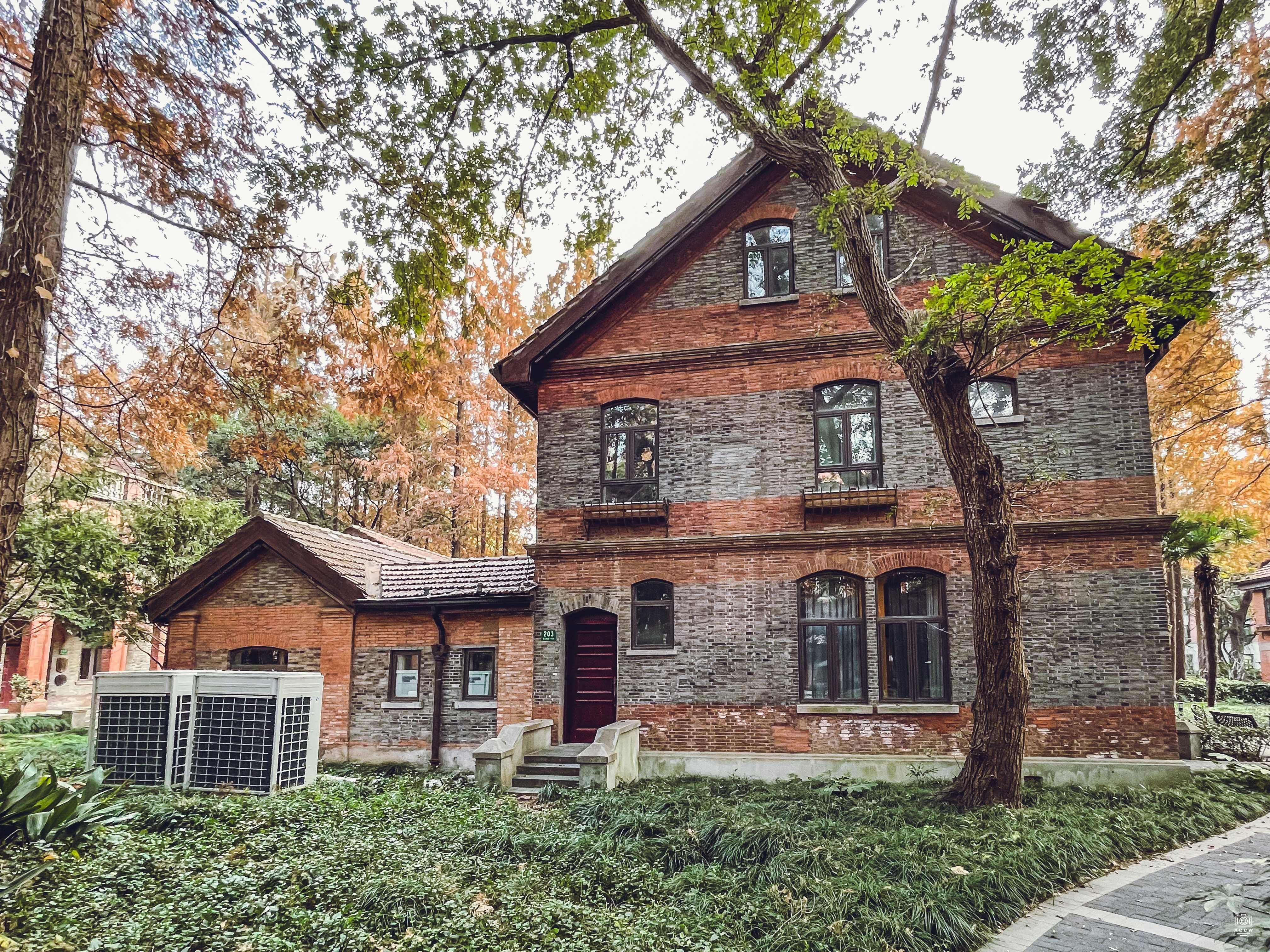 沪江大学-教员住宅203/204号 图片2