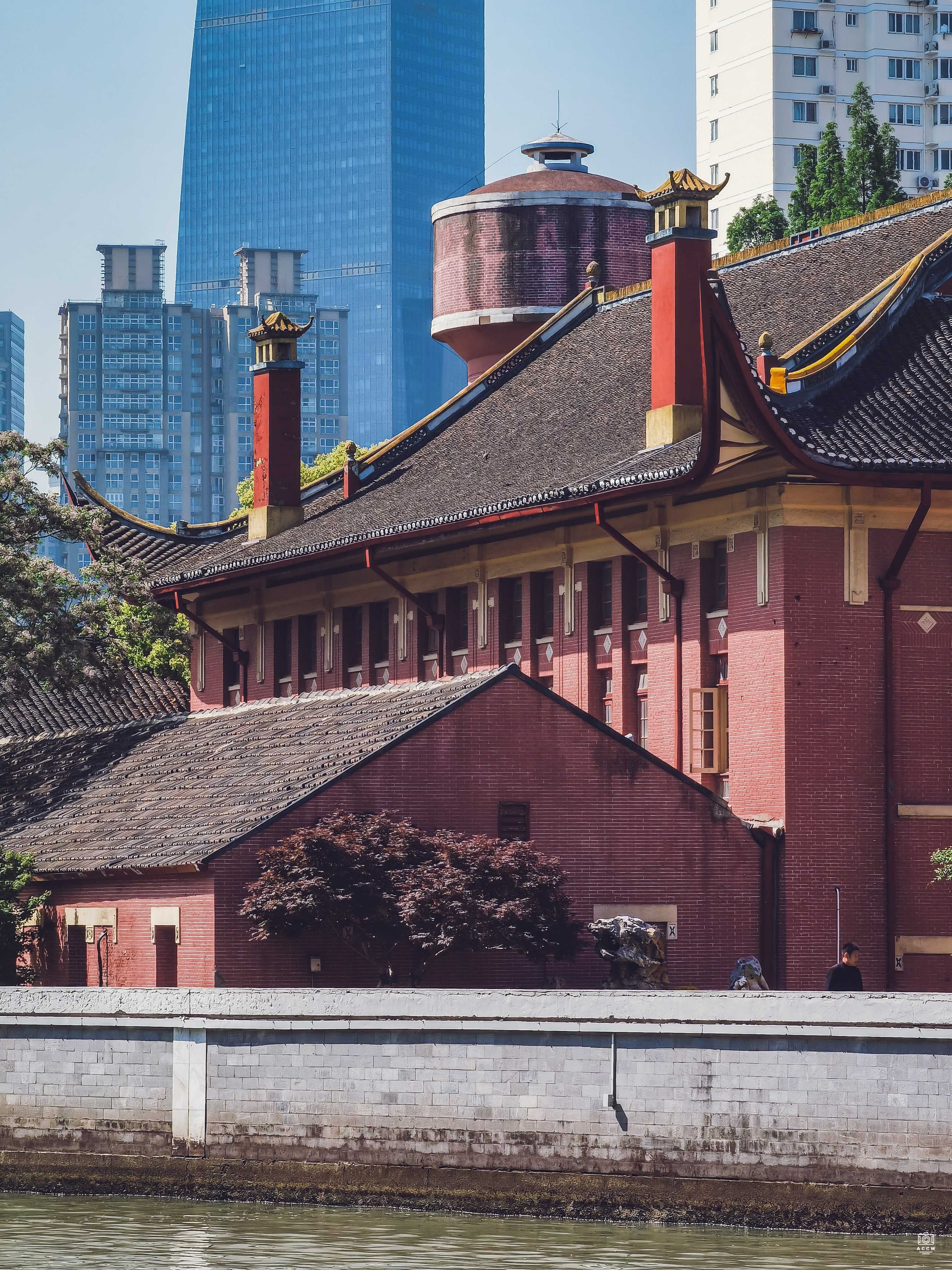 圣约翰大学-顾斐德纪念体育室 - 历史老房子封面图