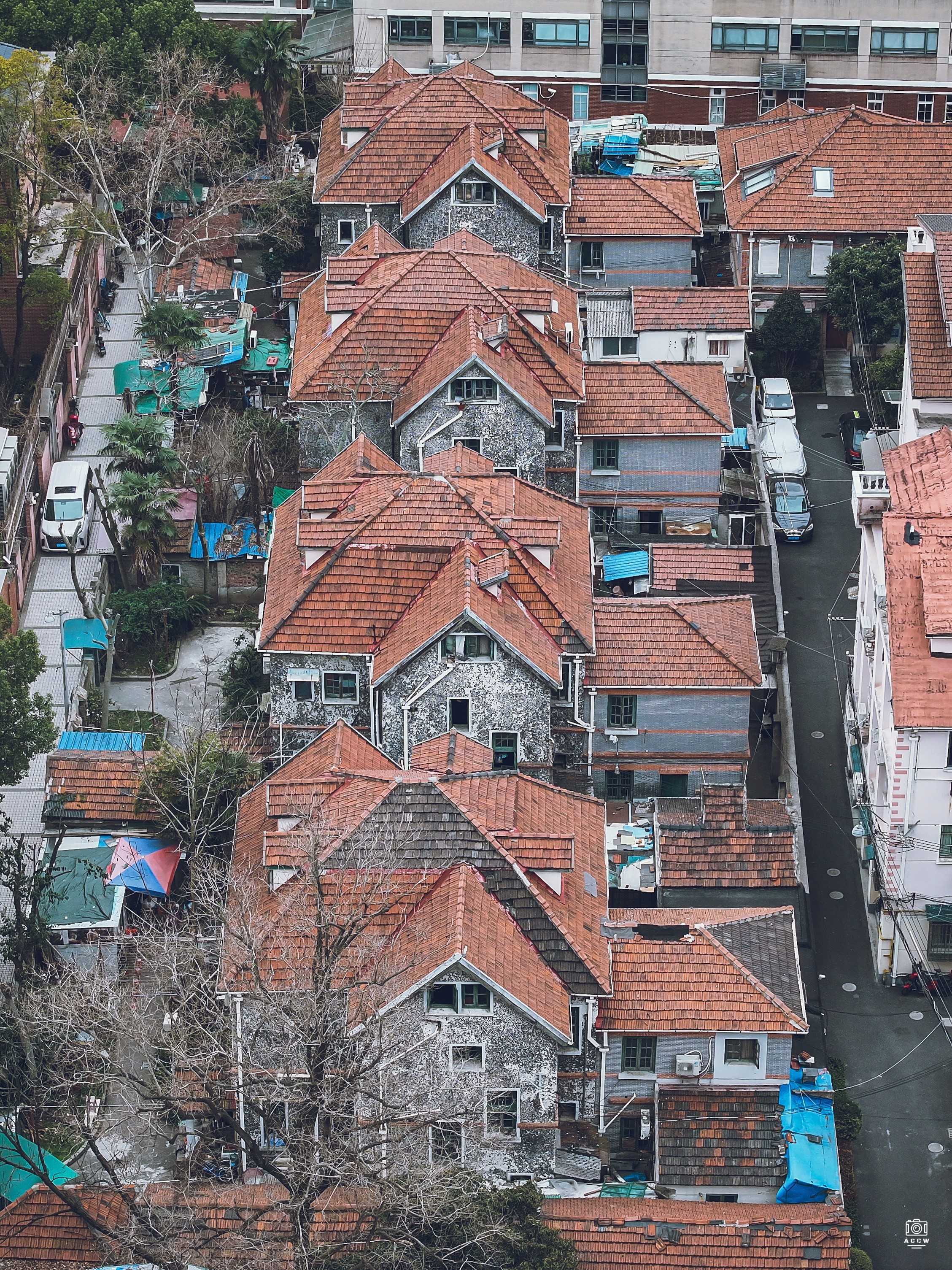 愚园路1221弄洋房群 - 历史老房子封面图