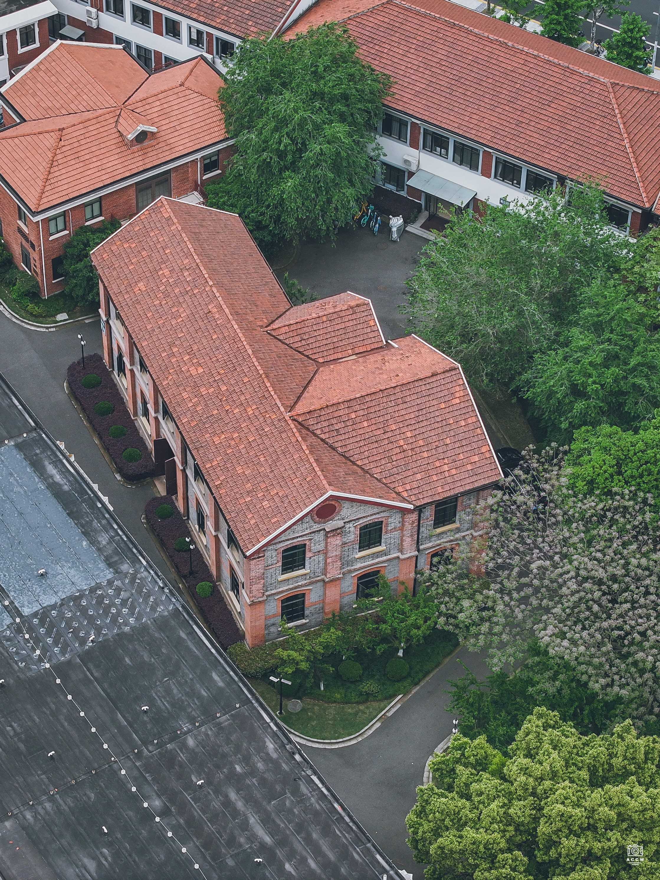 交通大学-北四楼 图片2