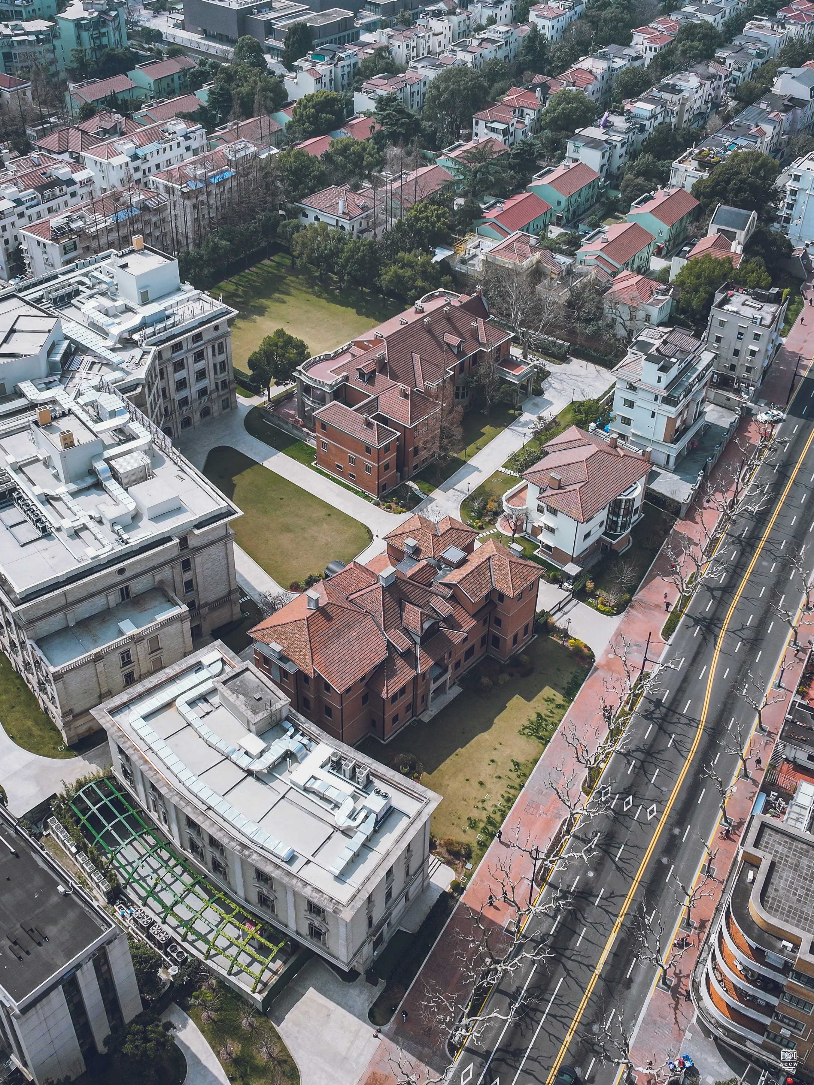 埃兹拉旧宅等 - 历史老房子封面图